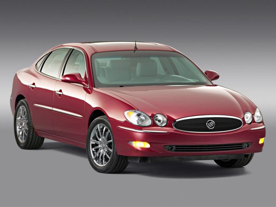  Buick LaCrosse CXS 2005 года  (фото 25 из 45)
